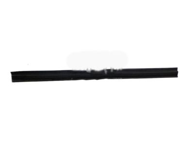 2004 Cadillac Escalade Door Seal - 10393321