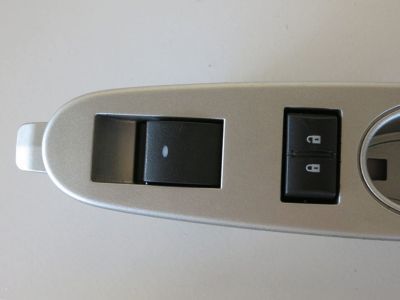 GM 22721761 Window Switch, Passenger Side
