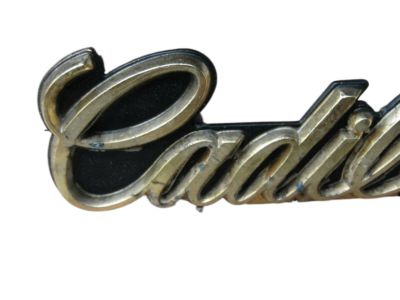 Cadillac 1624421 Nameplate