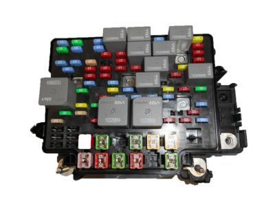 GMC Yukon Fuse Box - 15786043