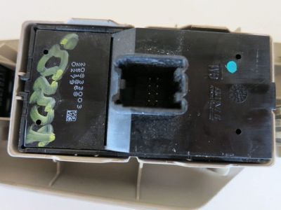GM 20833003 Window Switch, Driver Side