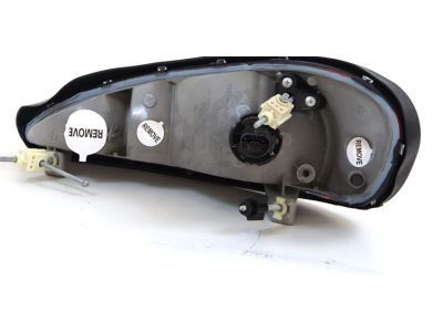 GM 22672208 Headlamp Assembly, Passenger Side