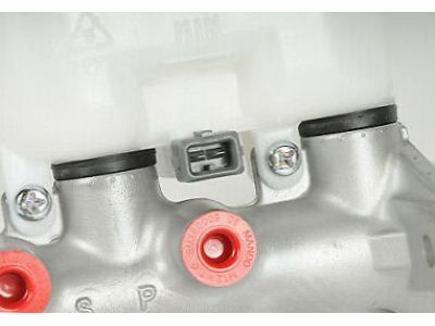 GM 92121736 Master Cylinder