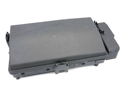 2010 Hummer H3T Fuse Box - 94730534