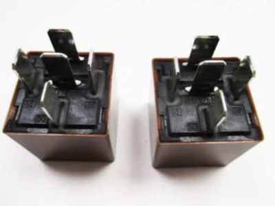 GM 13306940 Relay