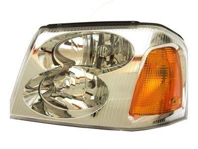 2004 GMC Envoy XL Headlight - 15866071