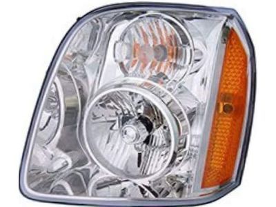 2012 GMC Yukon XL 2500 Headlight - 15861025