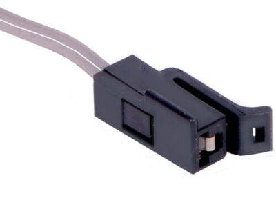 Chevy 12102750 CONNECTOR,INLINE-TO LIFT GATE HARNESS(1/2IN WIDE SQUARE CONNECT)(PART OF 5)(BLACK)(1-WAY FEMALE)(W/LEADS)(STRAIGHT)(9.778)