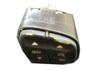 GM 1999443 Radio Switch, Passenger Side