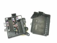 GM 84127106 Fuse & Relay Box